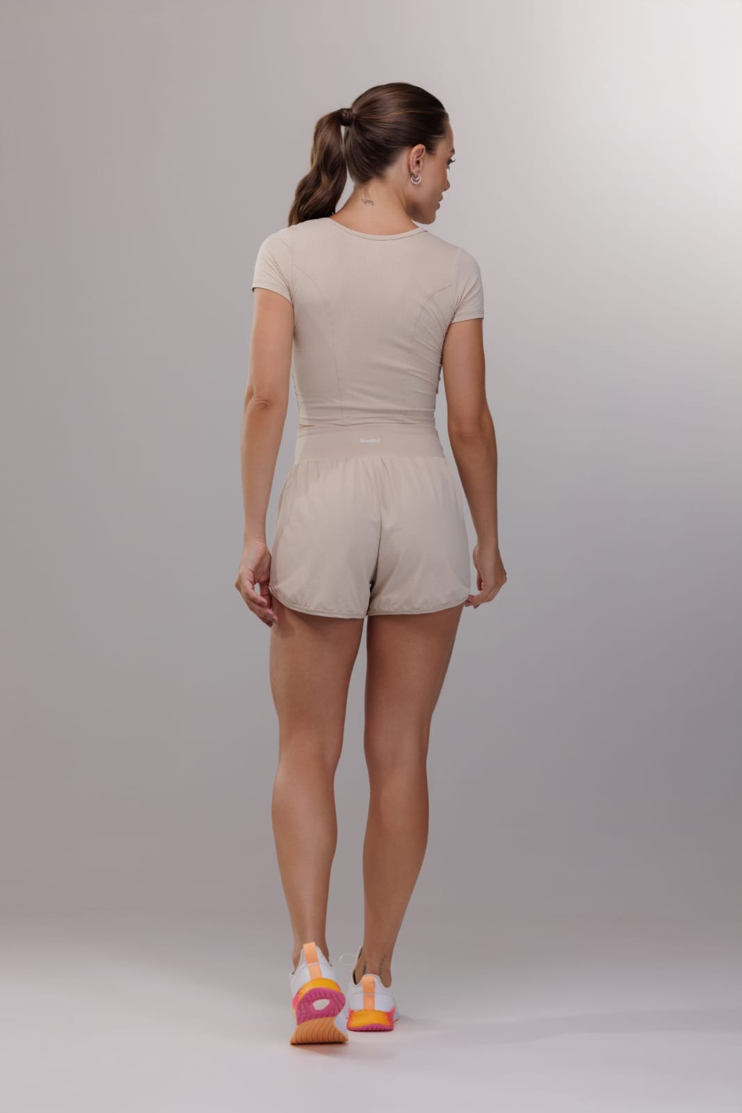 Cropped mangas cortas
