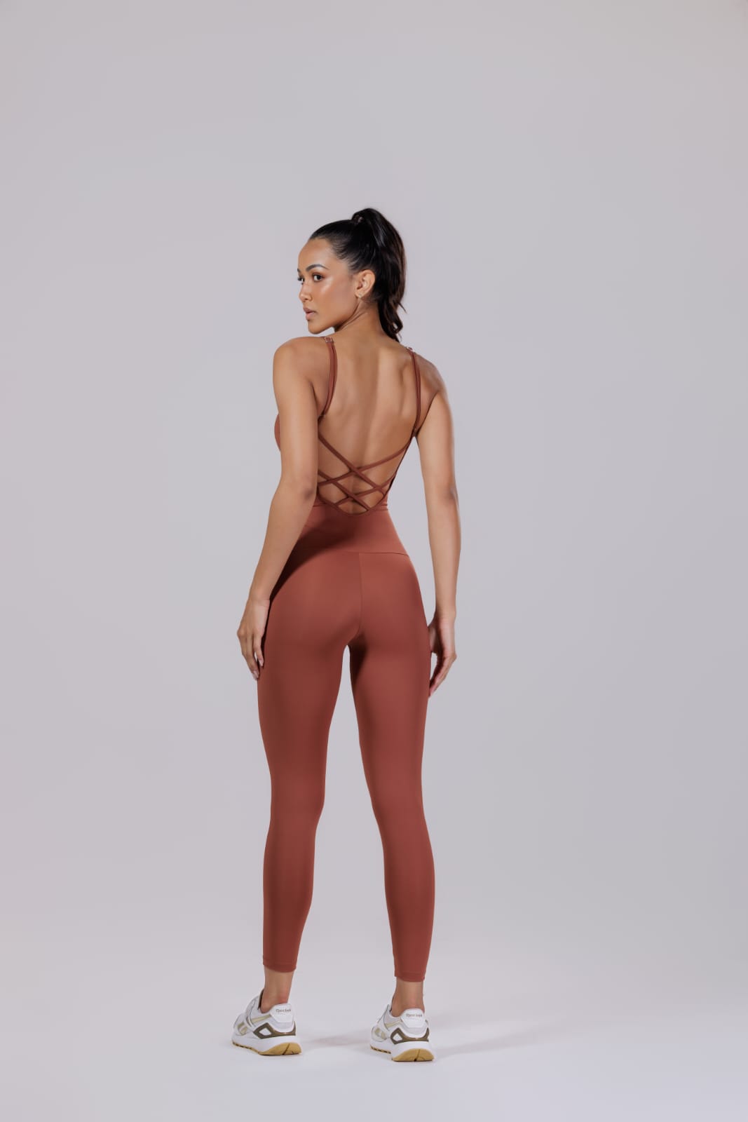 Bodysuit espalda cruzada