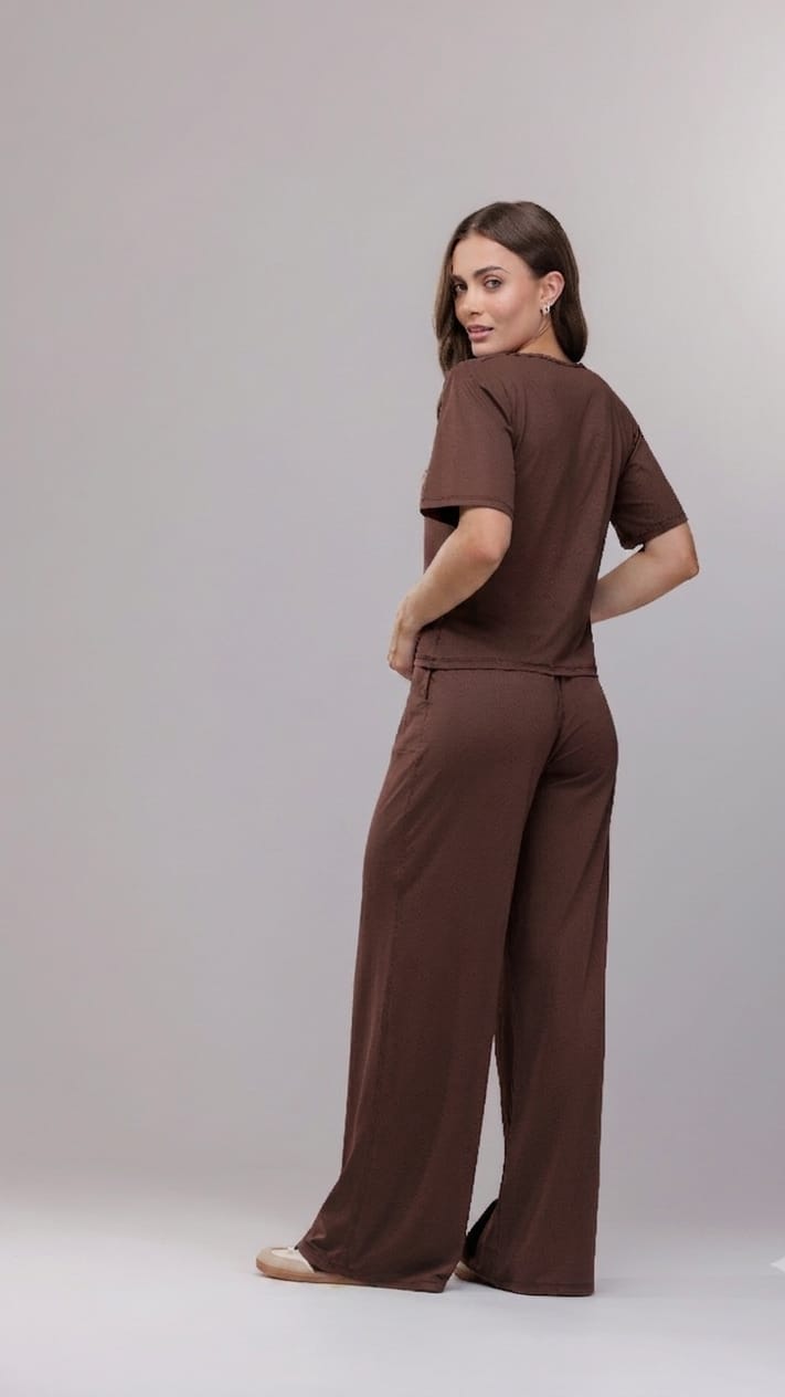 Pantalón Dry con bolsillos